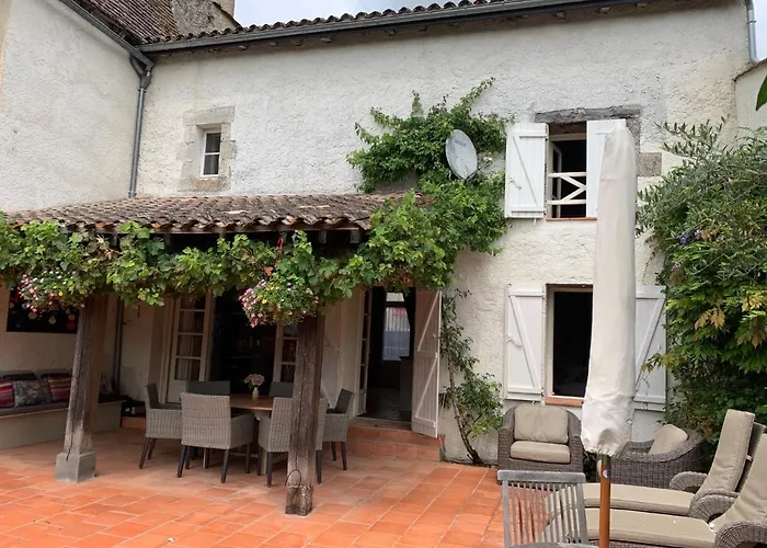 2 Bed Vineyard House - Sleeps 6 - Pets Welcome 펜션