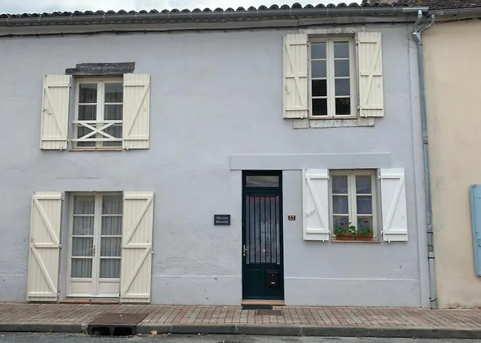 2 Bed Vineyard House - Sleeps 6 - Pets Welcome * Saint-Meard-de-Gurcon